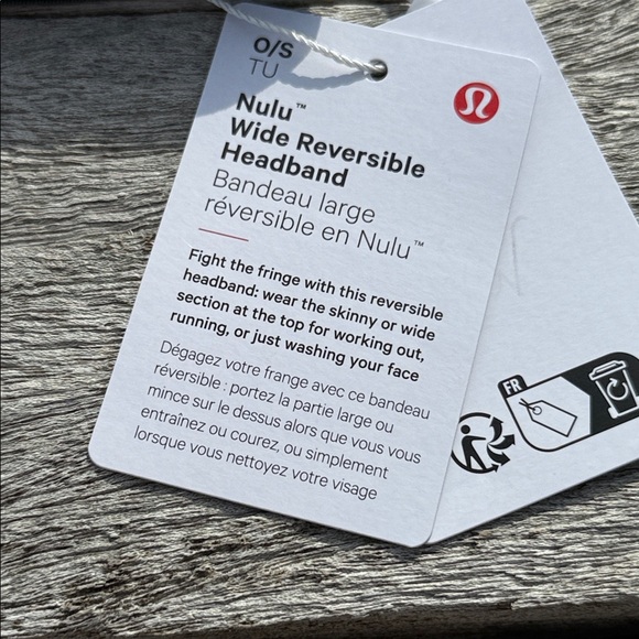 Lululemon Womens Nulu Wide Reversible Headband NWT - Picture 2 of 3